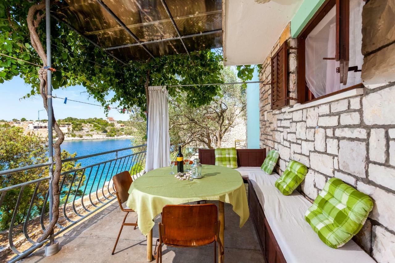Apartments Dajna Vela Luka Exterior foto